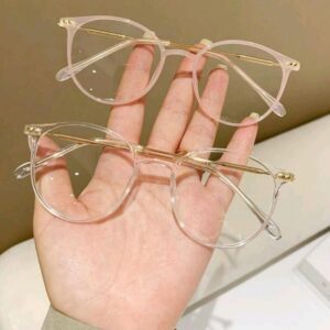 Mắt kính râm mát nam nữ chữ V